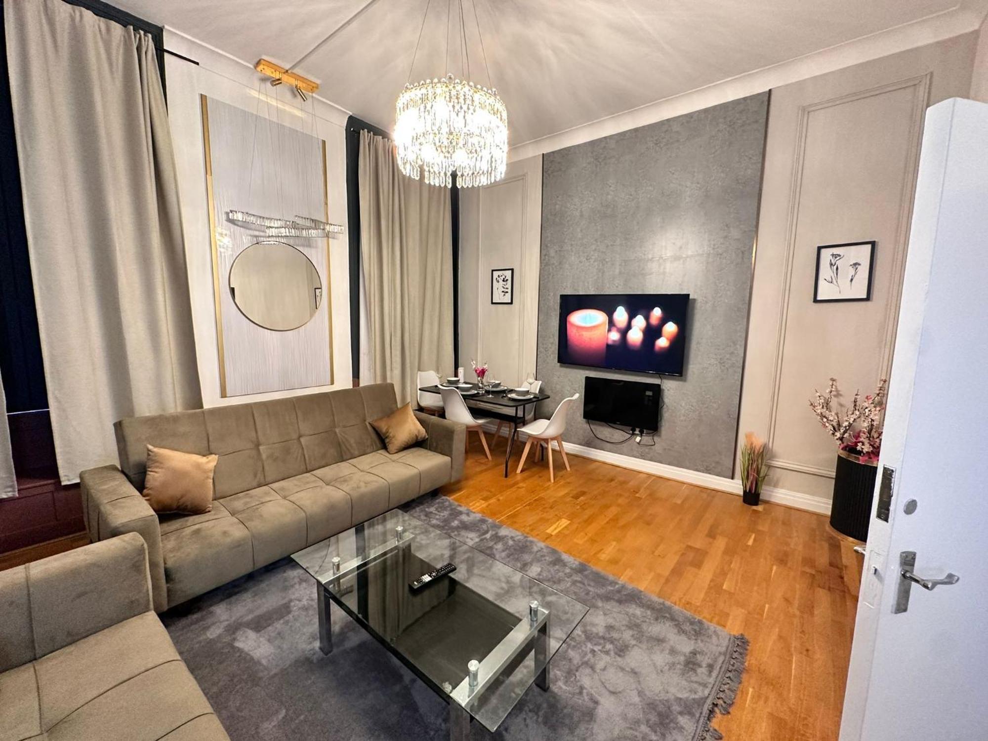 Paddington Station - 2-Bedrooms, 2-Baths And Living Room - Posh Apartment In Central London Exterior photo